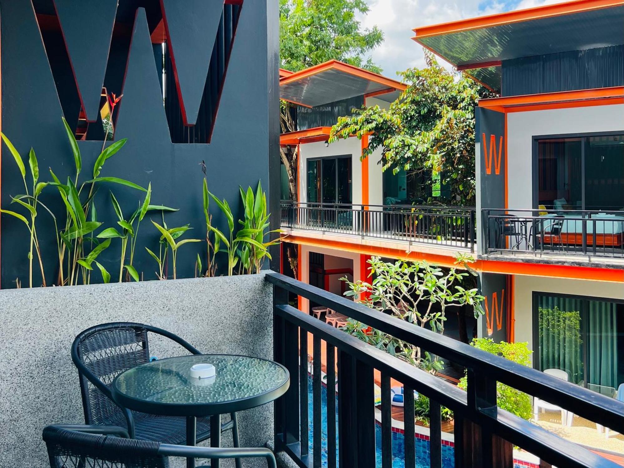 Wow Phuket Hotel Kültér fotó